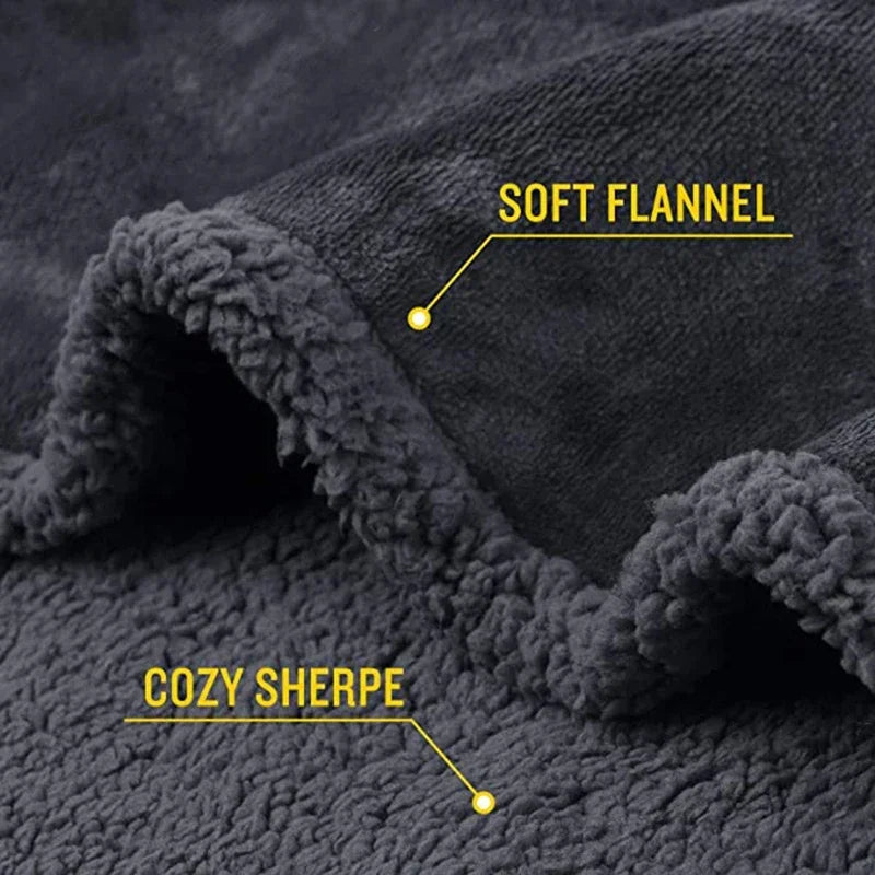 LuxeShield™ Plush Throw שמיכה יוקרתית עמידה למים!